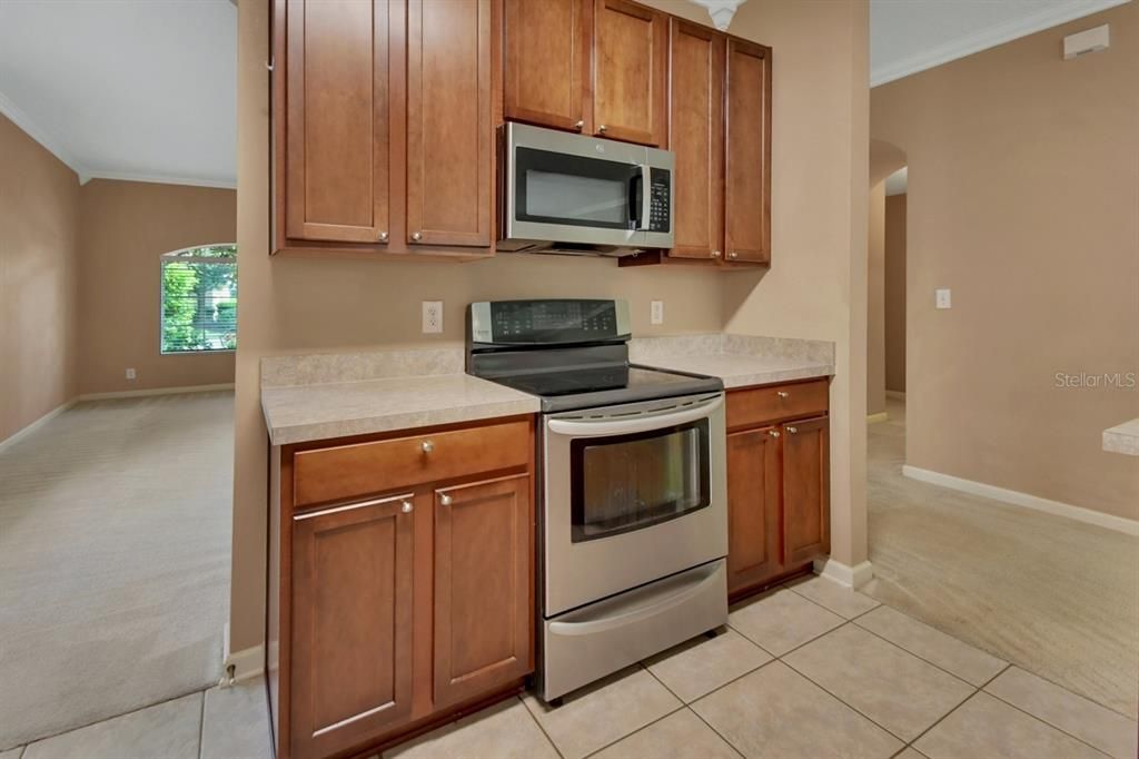 Active With Contract: $359,900 (4 beds, 2 baths, 2461 Square Feet)