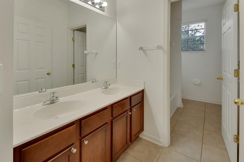 Active With Contract: $359,900 (4 beds, 2 baths, 2461 Square Feet)