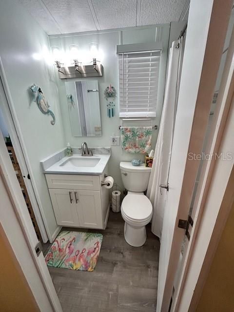 For Sale: $218,218 (1 beds, 1 baths, 392 Square Feet)