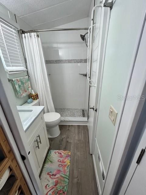 For Sale: $218,218 (1 beds, 1 baths, 392 Square Feet)