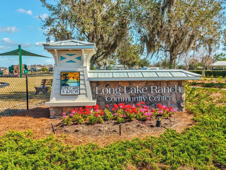 合同活跃: $840,000 (5 贝兹, 3 浴室, 3421 平方英尺)