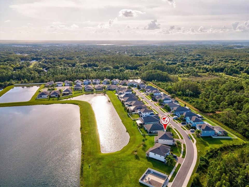 合同活跃: $840,000 (5 贝兹, 3 浴室, 3421 平方英尺)