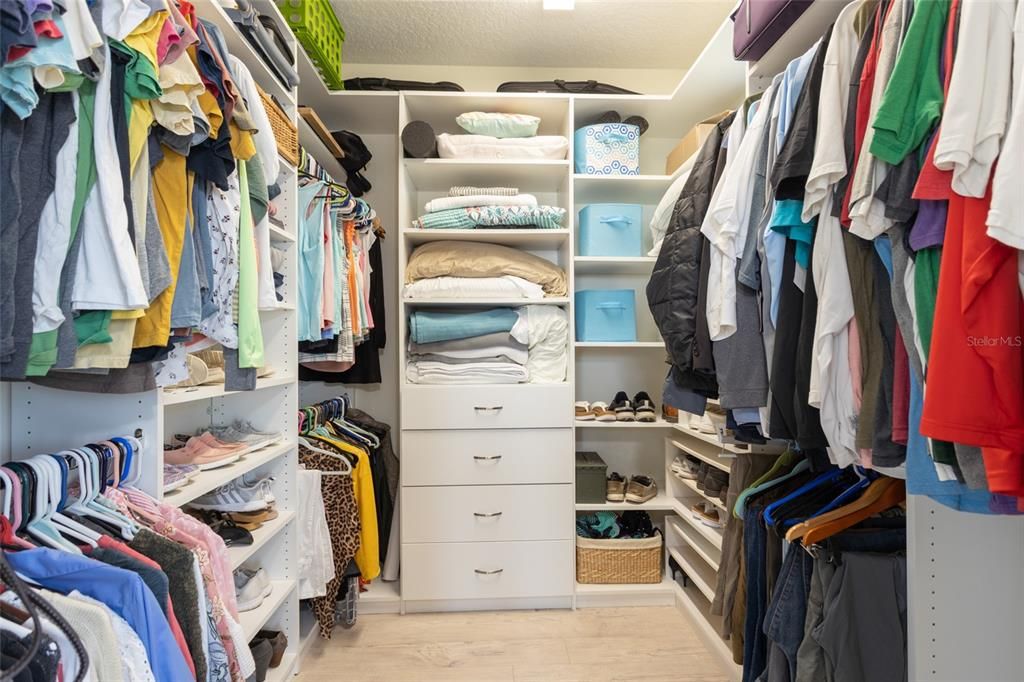 For Sale: $829,999 (4 beds, 3 baths, 2440 Square Feet)