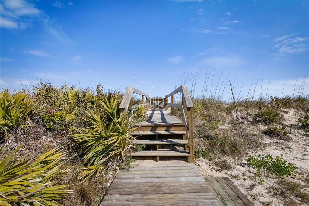 For Sale: $829,999 (4 beds, 3 baths, 2440 Square Feet)