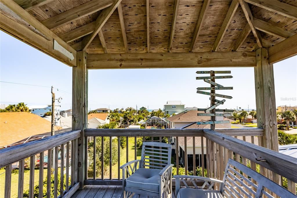 For Sale: $829,999 (4 beds, 3 baths, 2440 Square Feet)