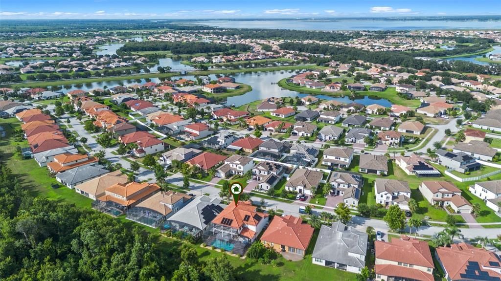 На продажу: $960,000 (6 спален, 4 ванн, 5280 Квадратных фут)