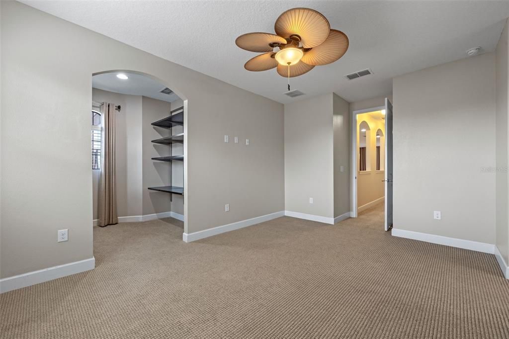 На продажу: $960,000 (6 спален, 4 ванн, 5280 Квадратных фут)