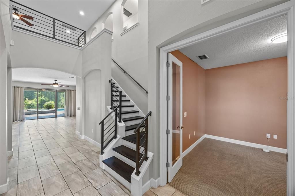 На продажу: $960,000 (6 спален, 4 ванн, 5280 Квадратных фут)