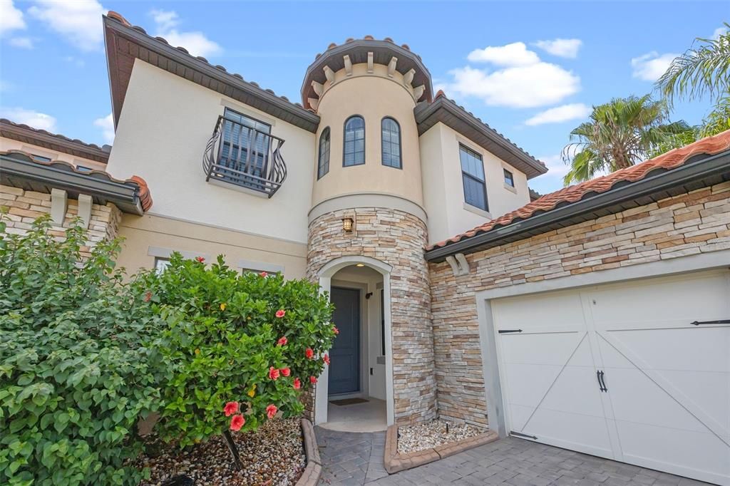 На продажу: $960,000 (6 спален, 4 ванн, 5280 Квадратных фут)