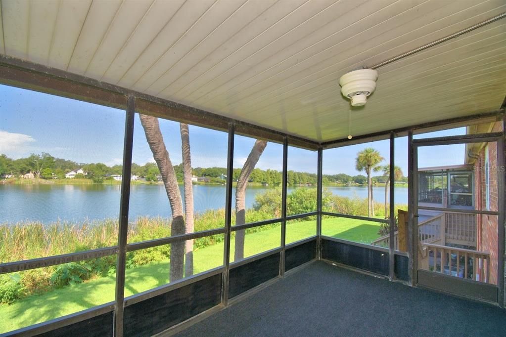 For Sale: $170,000 (2 beds, 2 baths, 831 Square Feet)