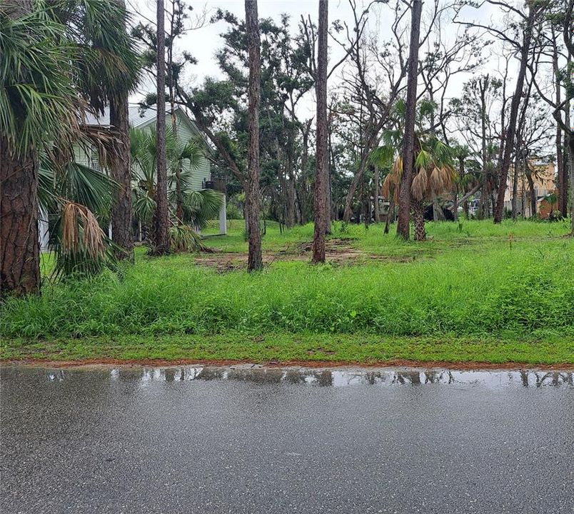 For Sale: $100,000 (0.17 acres)