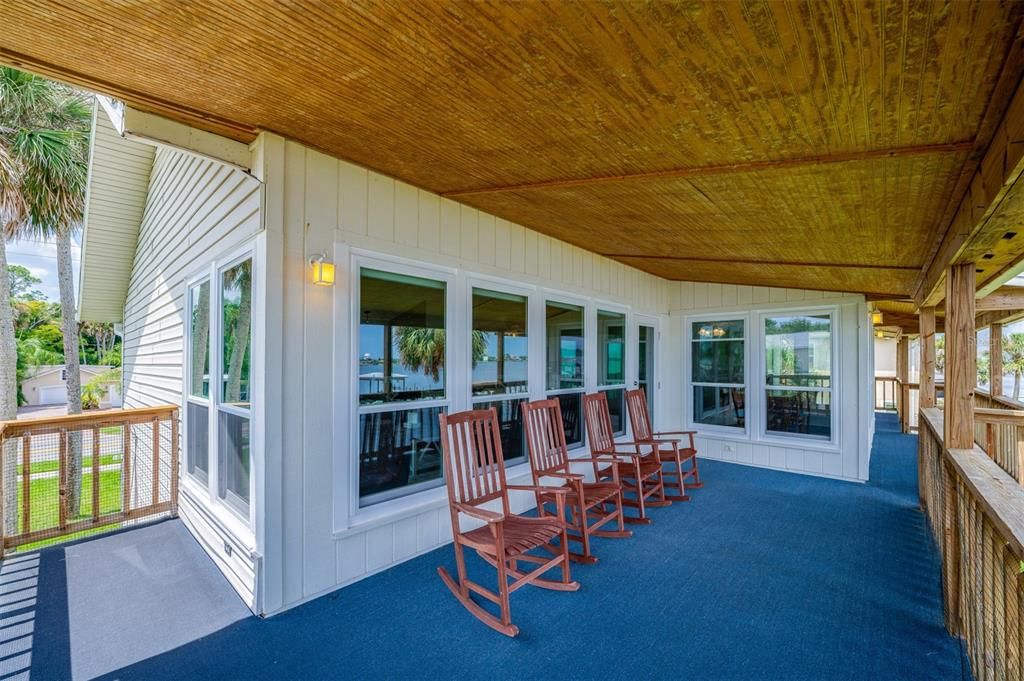 For Sale: $889,999 (3 beds, 2 baths, 1884 Square Feet)