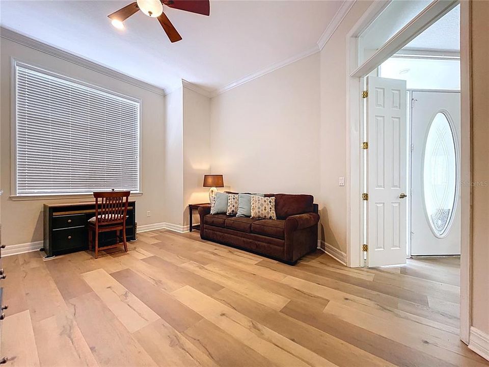 En Venta: $1,100,000 (3 camas, 3 baños, 3046 Pies cuadrados)