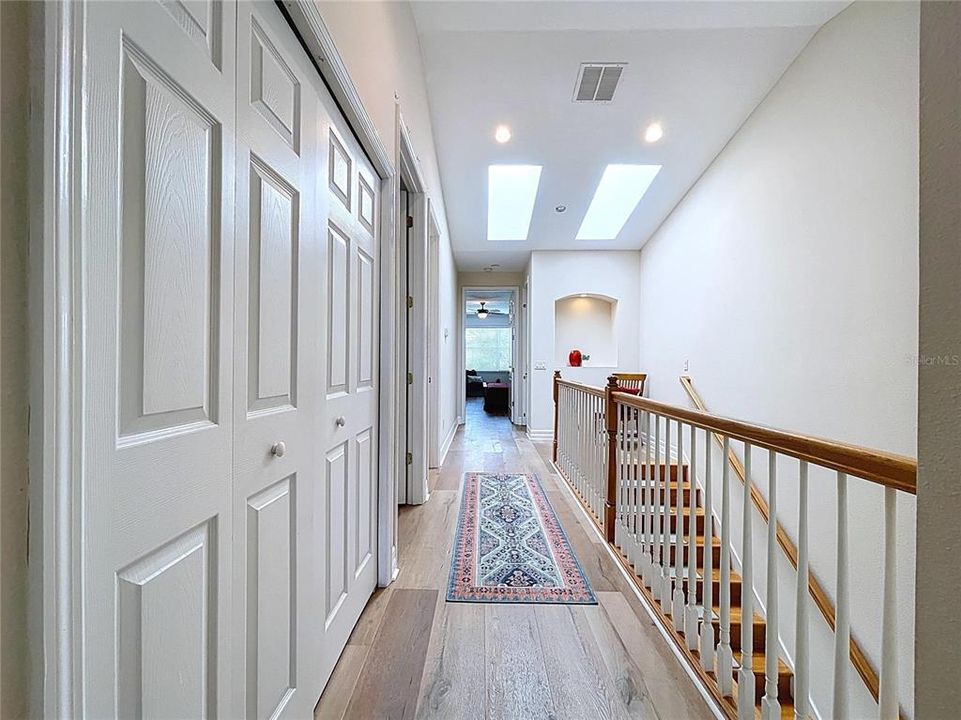 En Venta: $1,100,000 (3 camas, 3 baños, 3046 Pies cuadrados)