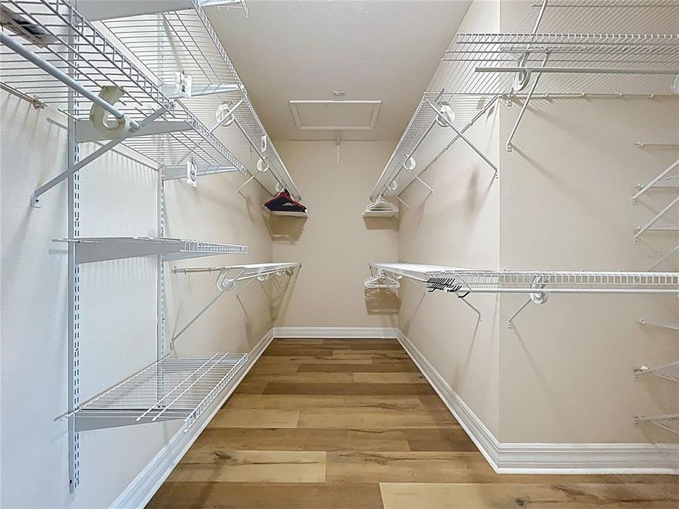 En Venta: $1,100,000 (3 camas, 3 baños, 3046 Pies cuadrados)