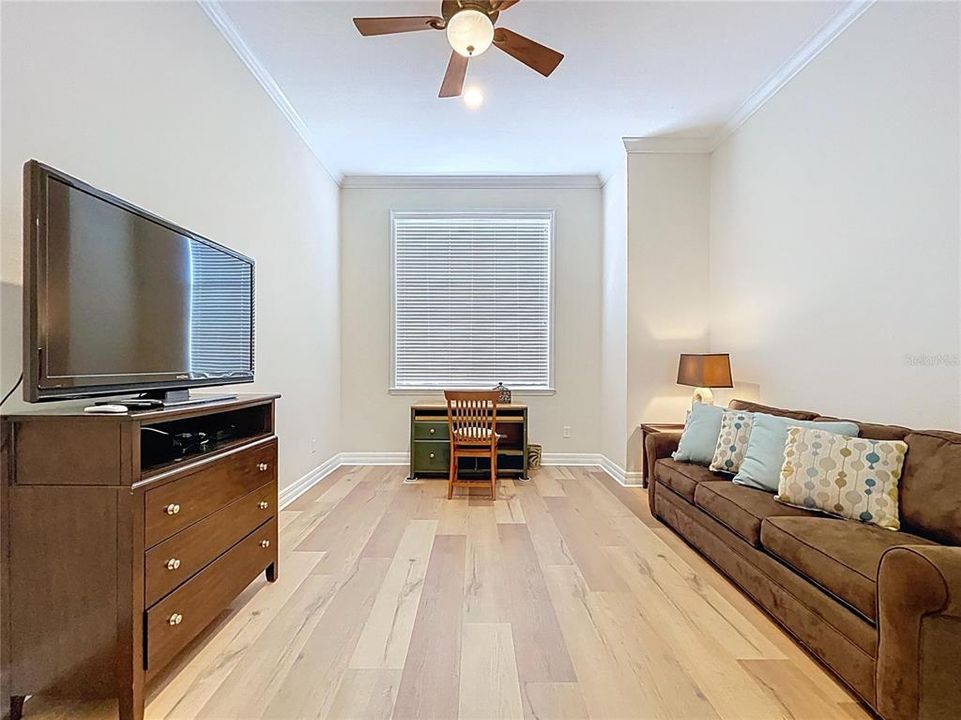 En Venta: $1,100,000 (3 camas, 3 baños, 3046 Pies cuadrados)