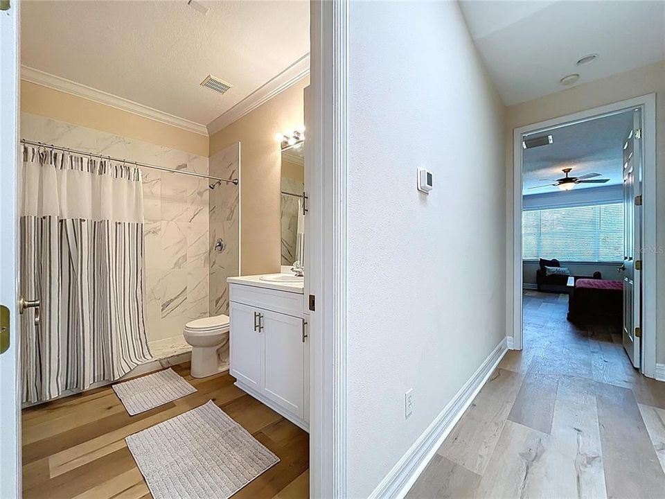 En Venta: $1,100,000 (3 camas, 3 baños, 3046 Pies cuadrados)