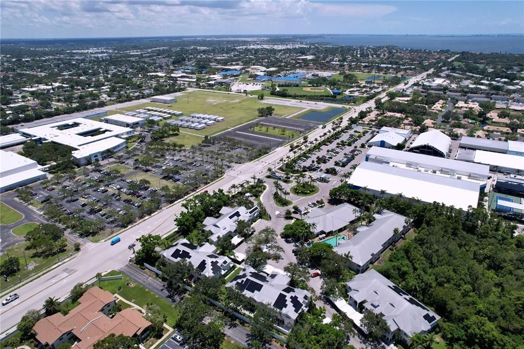 En Venta: $1,100,000 (3 camas, 3 baños, 3046 Pies cuadrados)