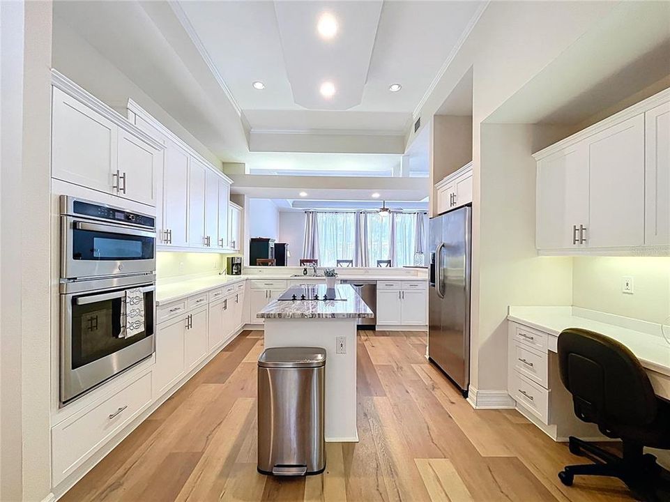 En Venta: $1,100,000 (3 camas, 3 baños, 3046 Pies cuadrados)