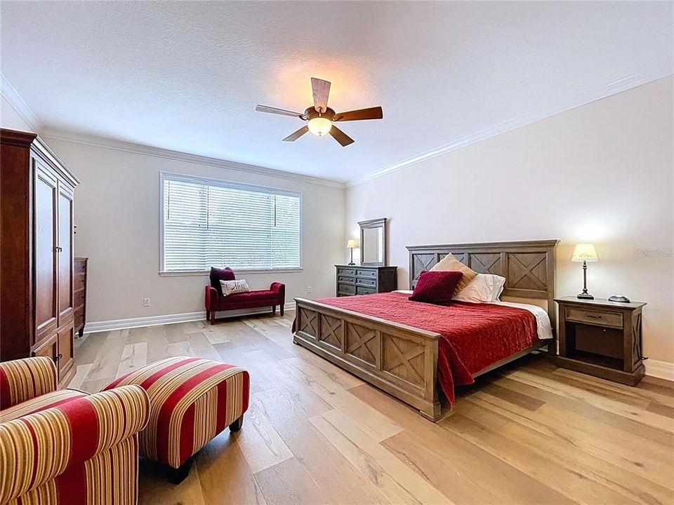 En Venta: $1,100,000 (3 camas, 3 baños, 3046 Pies cuadrados)