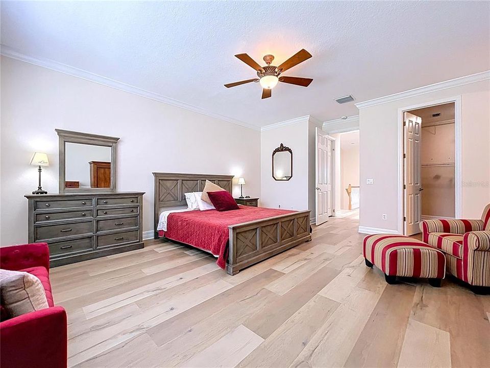 En Venta: $1,100,000 (3 camas, 3 baños, 3046 Pies cuadrados)