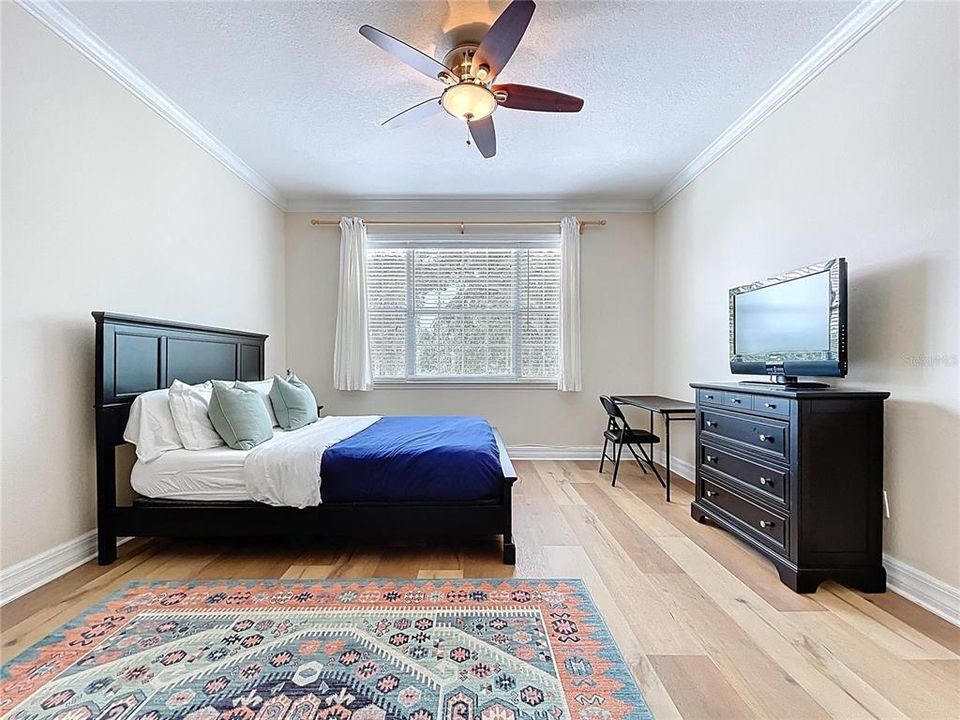 En Venta: $1,100,000 (3 camas, 3 baños, 3046 Pies cuadrados)