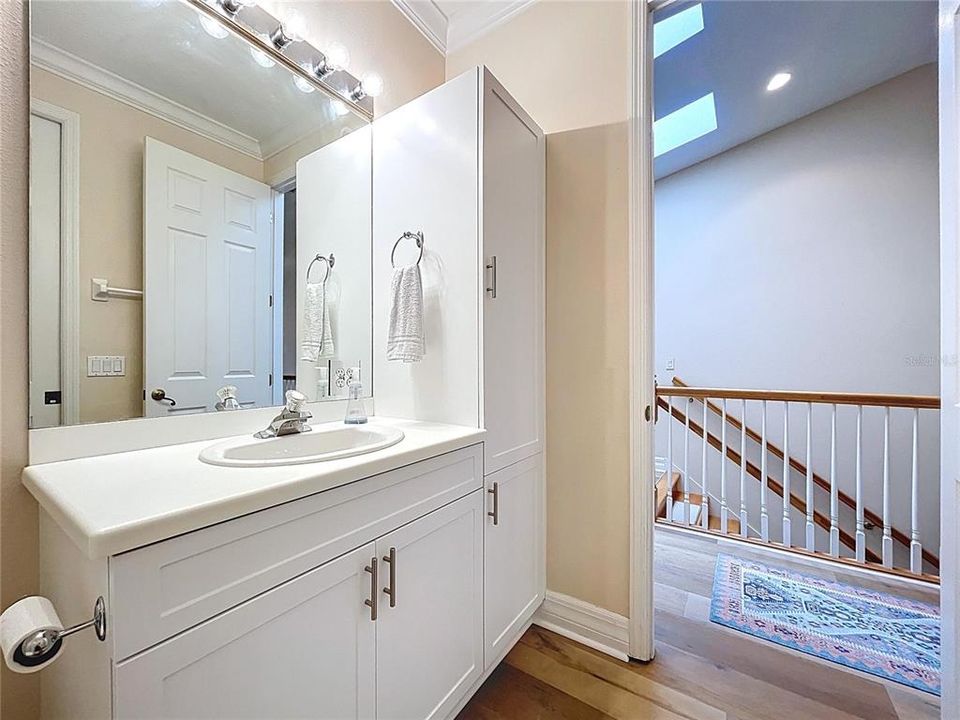 En Venta: $1,100,000 (3 camas, 3 baños, 3046 Pies cuadrados)