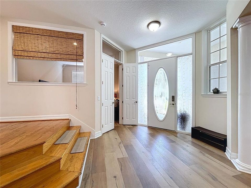 En Venta: $1,100,000 (3 camas, 3 baños, 3046 Pies cuadrados)