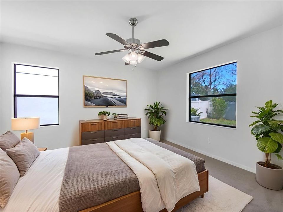 Active With Contract: $357,000 (4 beds, 4 baths, 2590 Square Feet)