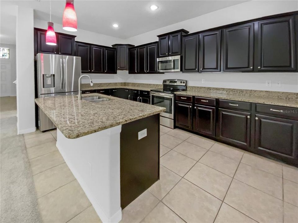 Active With Contract: $357,000 (4 beds, 4 baths, 2590 Square Feet)