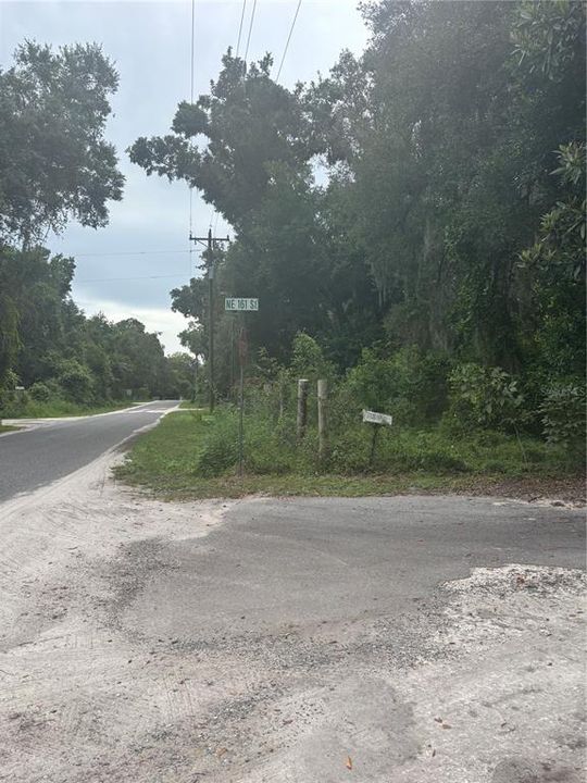 待售: $18,000 (0.26 acres)