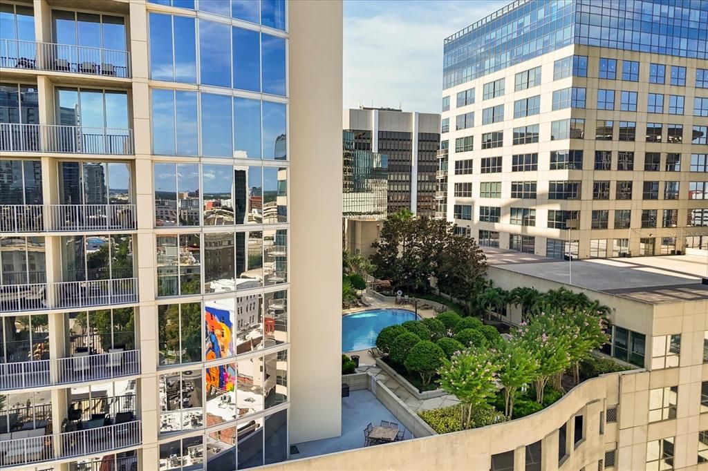 For Sale: $425,000 (2 beds, 2 baths, 1212 Square Feet)