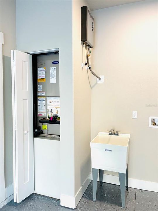 For Rent: $1,800 (3 beds, 2 baths, 1194 Square Feet)