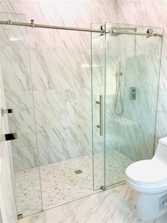 For Rent: $1,800 (3 beds, 2 baths, 1194 Square Feet)