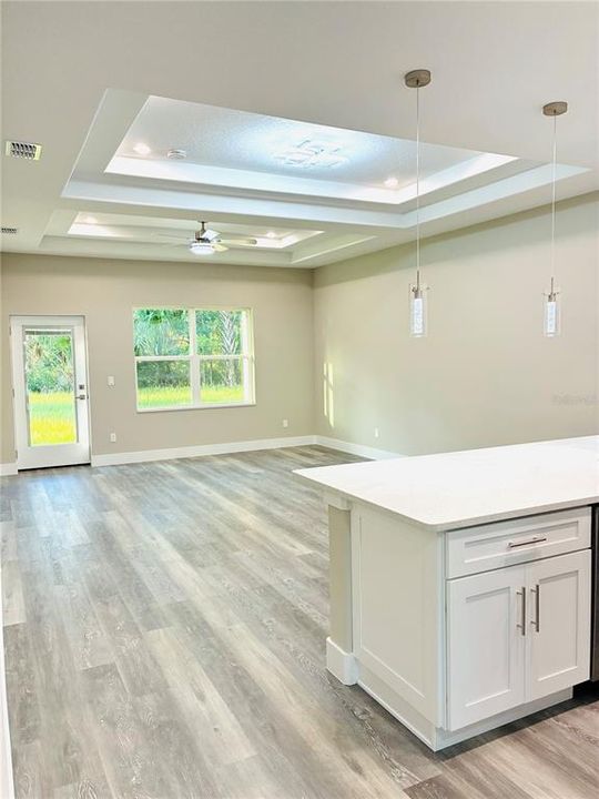 For Rent: $1,800 (3 beds, 2 baths, 1194 Square Feet)