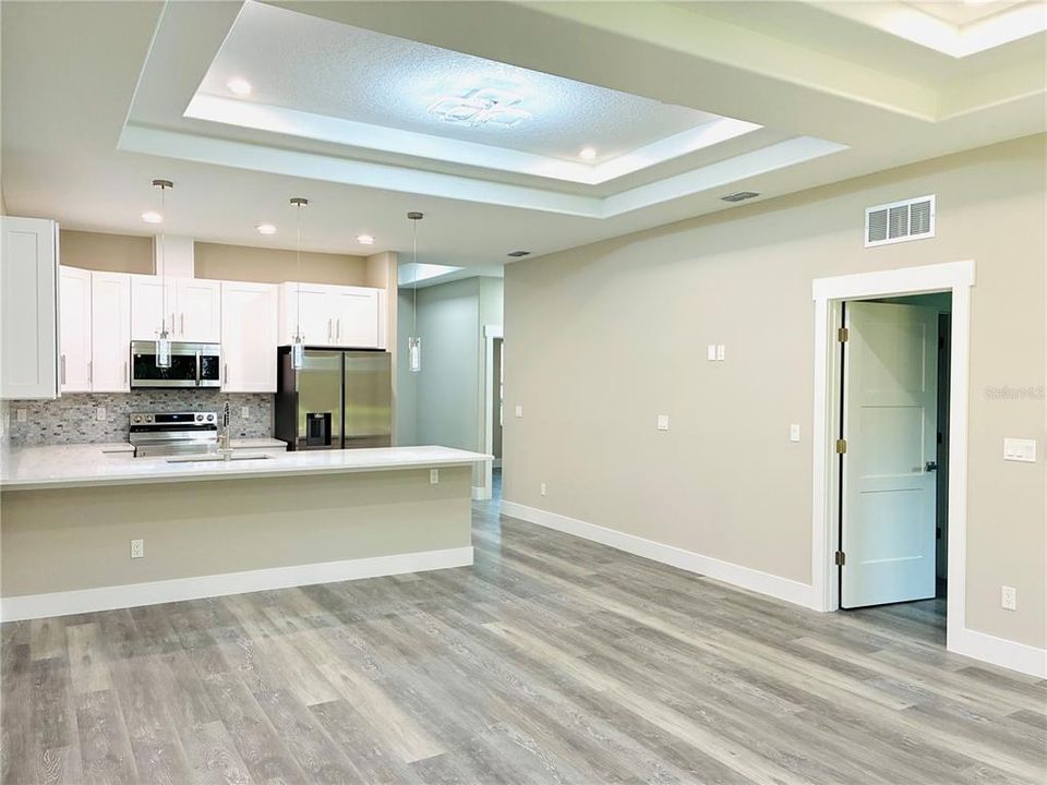 For Rent: $1,800 (3 beds, 2 baths, 1194 Square Feet)