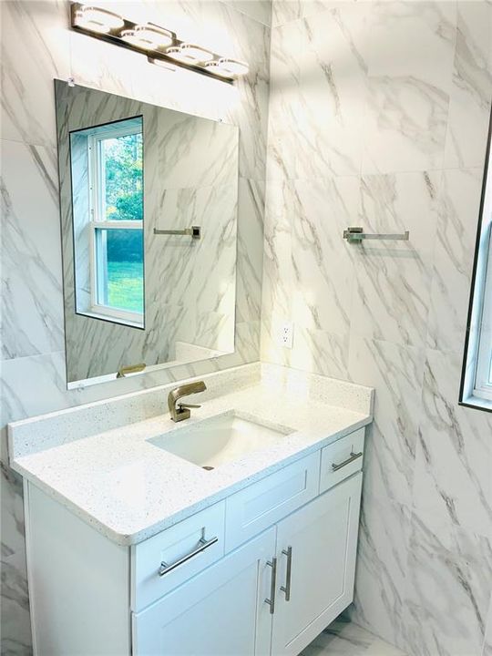 For Rent: $1,800 (3 beds, 2 baths, 1194 Square Feet)