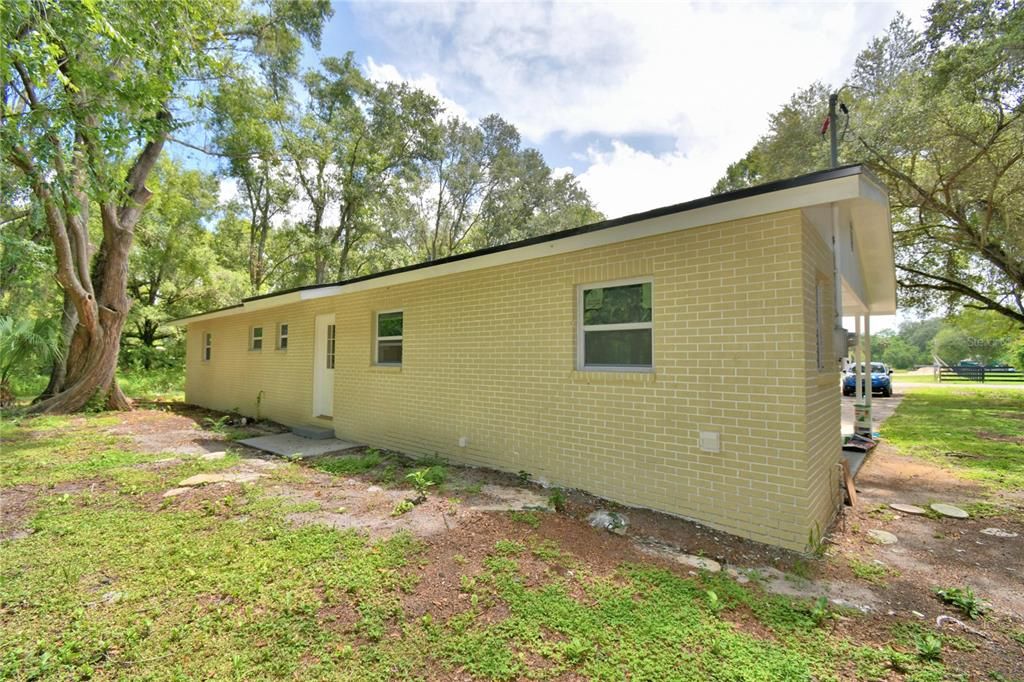 待售: $389,000 (3 贝兹, 2 浴室, 1450 平方英尺)