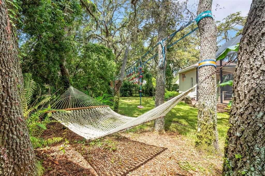 На продажу: $895,000 (4 спален, 3 ванн, 3245 Квадратных фут)