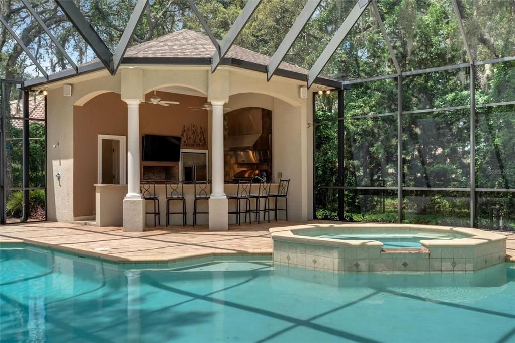 На продажу: $895,000 (4 спален, 3 ванн, 3245 Квадратных фут)