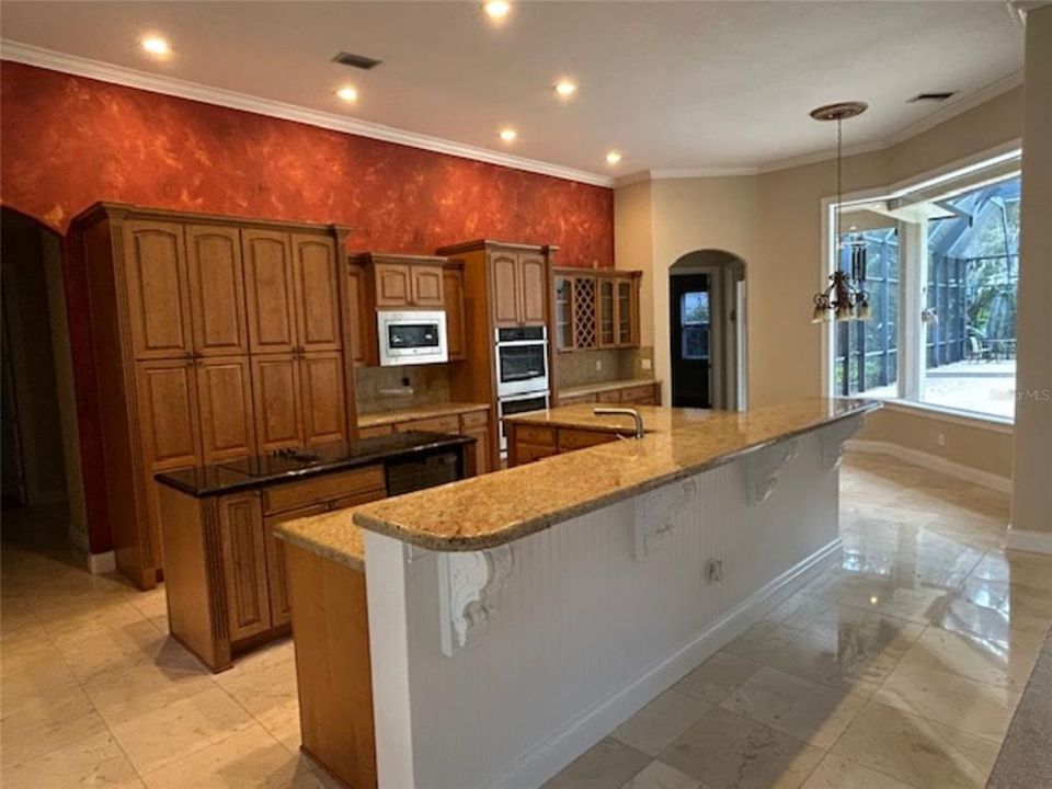 На продажу: $895,000 (4 спален, 3 ванн, 3245 Квадратных фут)