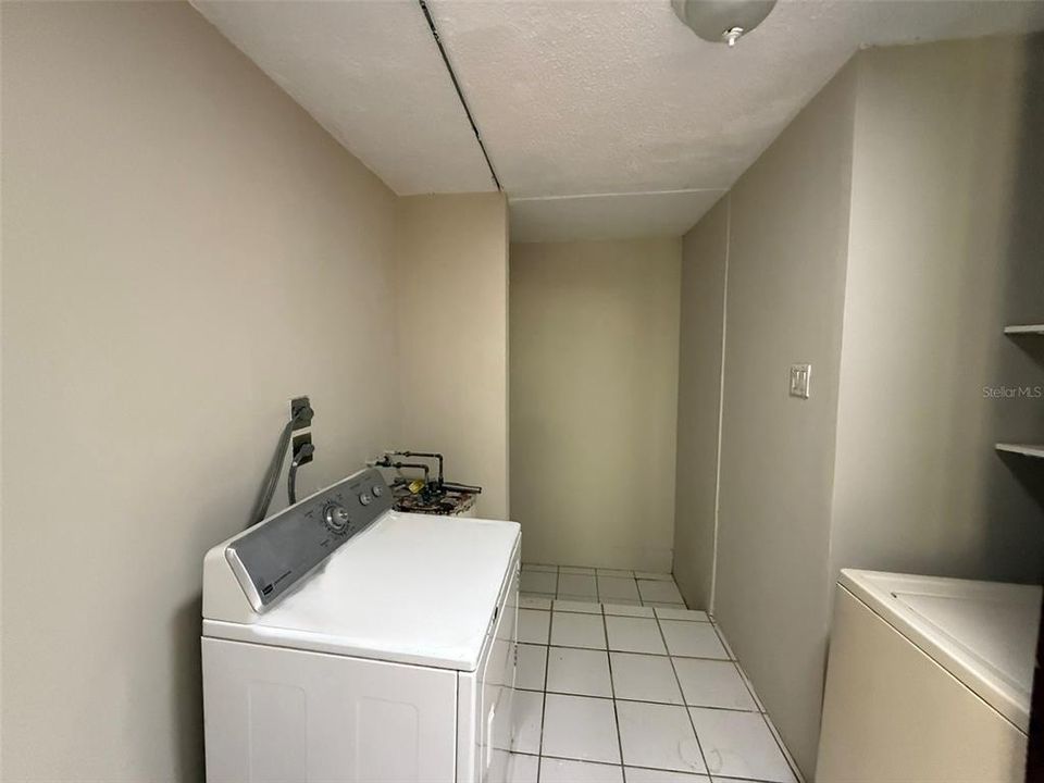 В аренду: $2,500 (4 спален, 2 ванн, 2000 Квадратных фут)