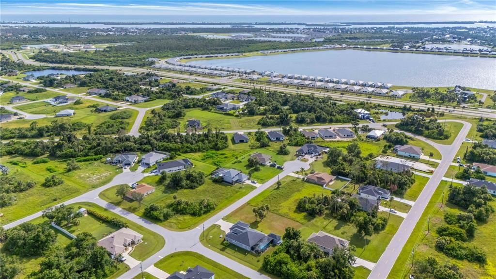 На продажу: $550,000 (3 спален, 2 ванн, 1843 Квадратных фут)