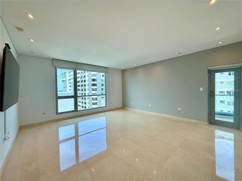 En Renta: $15,000 (3 camas, 2 baños, 3800 Pies cuadrados)