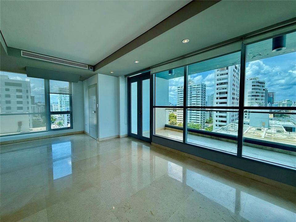 En Renta: $15,000 (3 camas, 2 baños, 3800 Pies cuadrados)