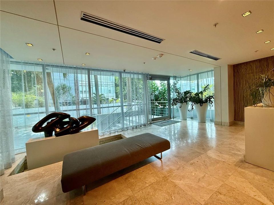 En Renta: $15,000 (3 camas, 2 baños, 3800 Pies cuadrados)