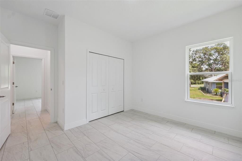 For Rent: $1,700 (4 beds, 2 baths, 1580 Square Feet)