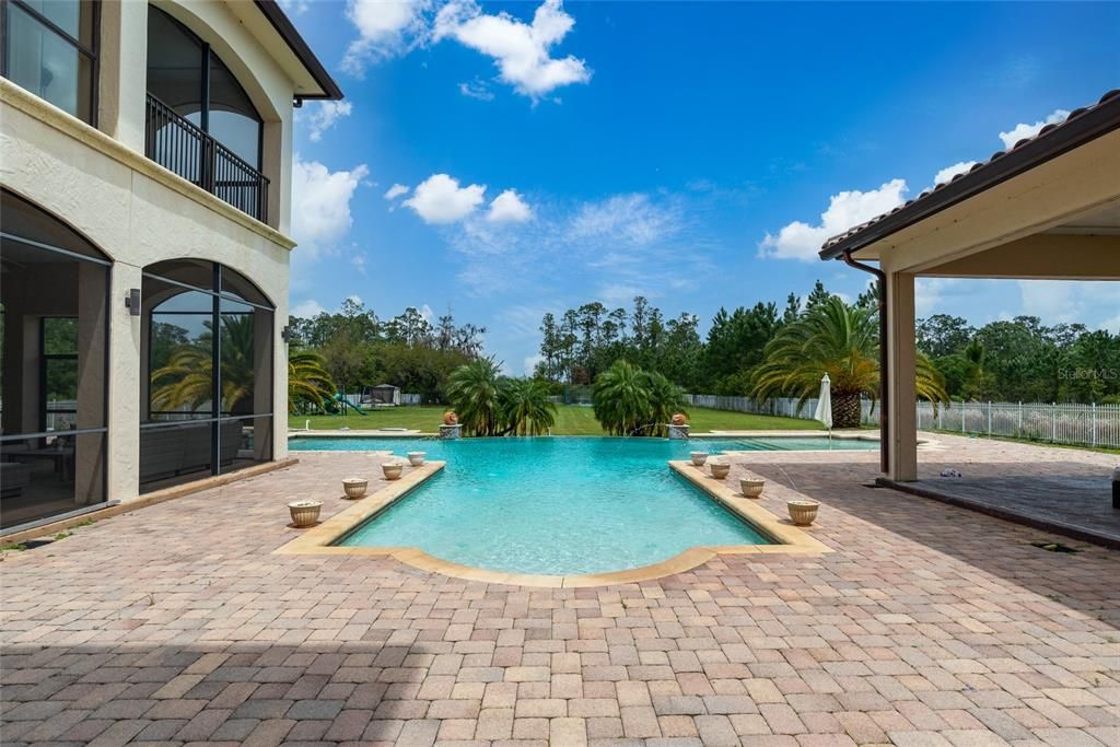 На продажу: $3,750,000 (8 спален, 7 ванн, 10179 Квадратных фут)