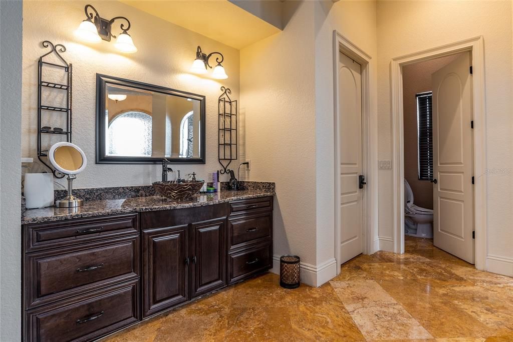 На продажу: $3,750,000 (8 спален, 7 ванн, 10179 Квадратных фут)