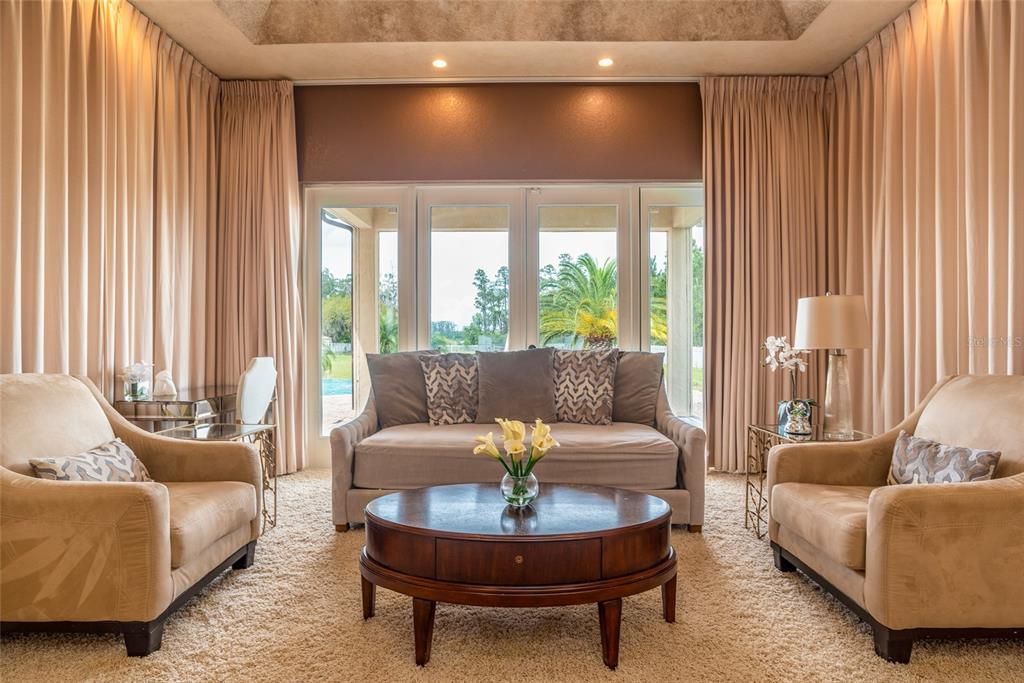 На продажу: $3,750,000 (8 спален, 7 ванн, 10179 Квадратных фут)